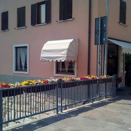 Alloggio Ponte Dei Cavalleggeri Trient