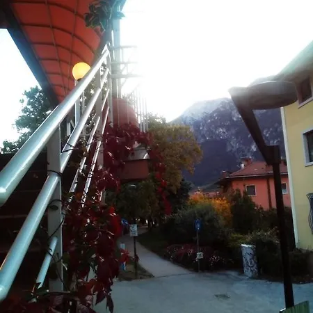 Alloggio Ponte Dei Cavalleggeri Pensión *