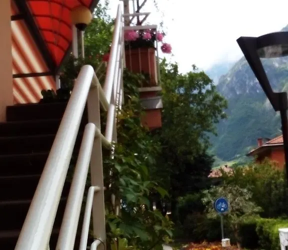 בית הארחה Alloggio Ponte Dei Cavalleggeri *