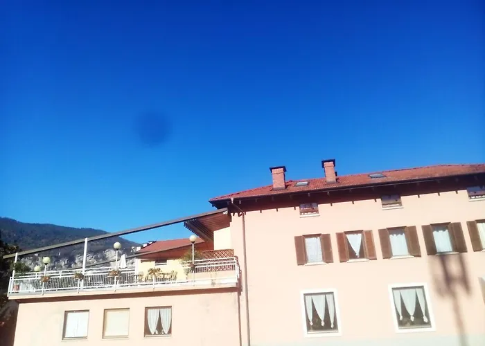 Alloggio Ponte Dei Cavalleggeri בית הארחה