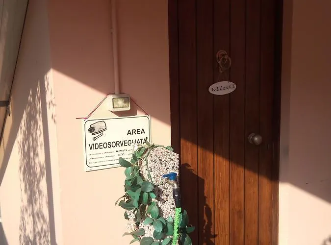 בית הארחה Alloggio Ponte Dei Cavalleggeri טרנטו