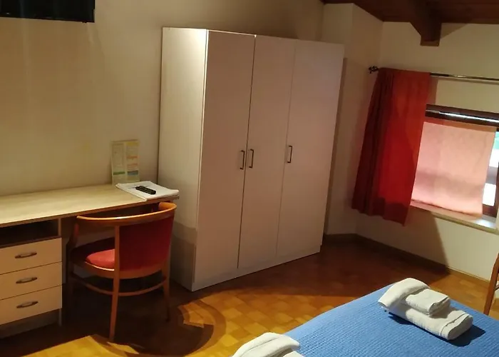 בית הארחה Alloggio Ponte Dei Cavalleggeri *