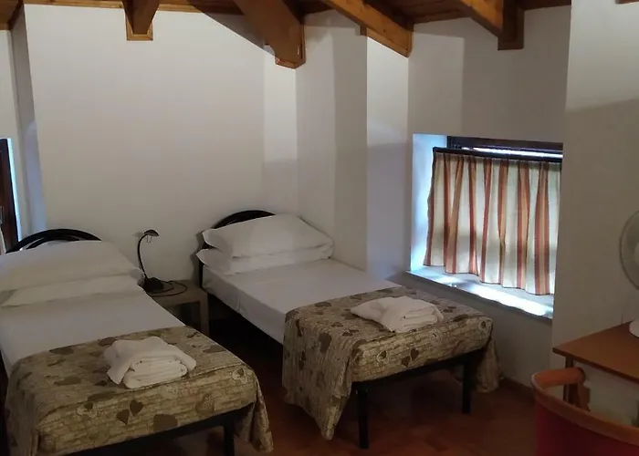 Alloggio Ponte Dei Cavalleggeri טרנטו